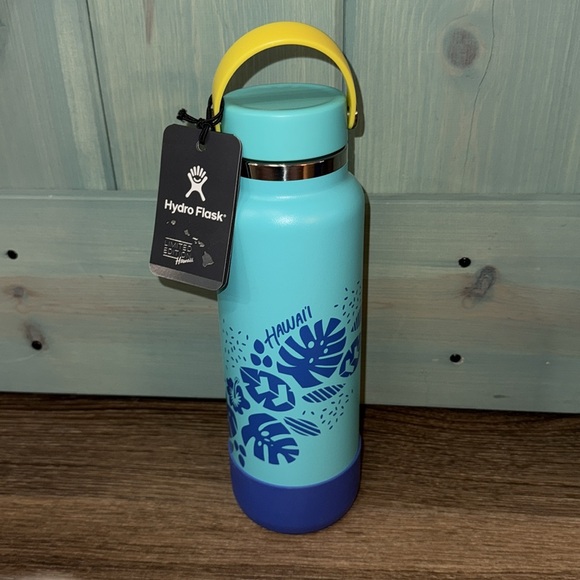 Hawaii limited edition Hydro Flask Aqua Bottle with Yellow Handle NWT - Picture 1 of 5
